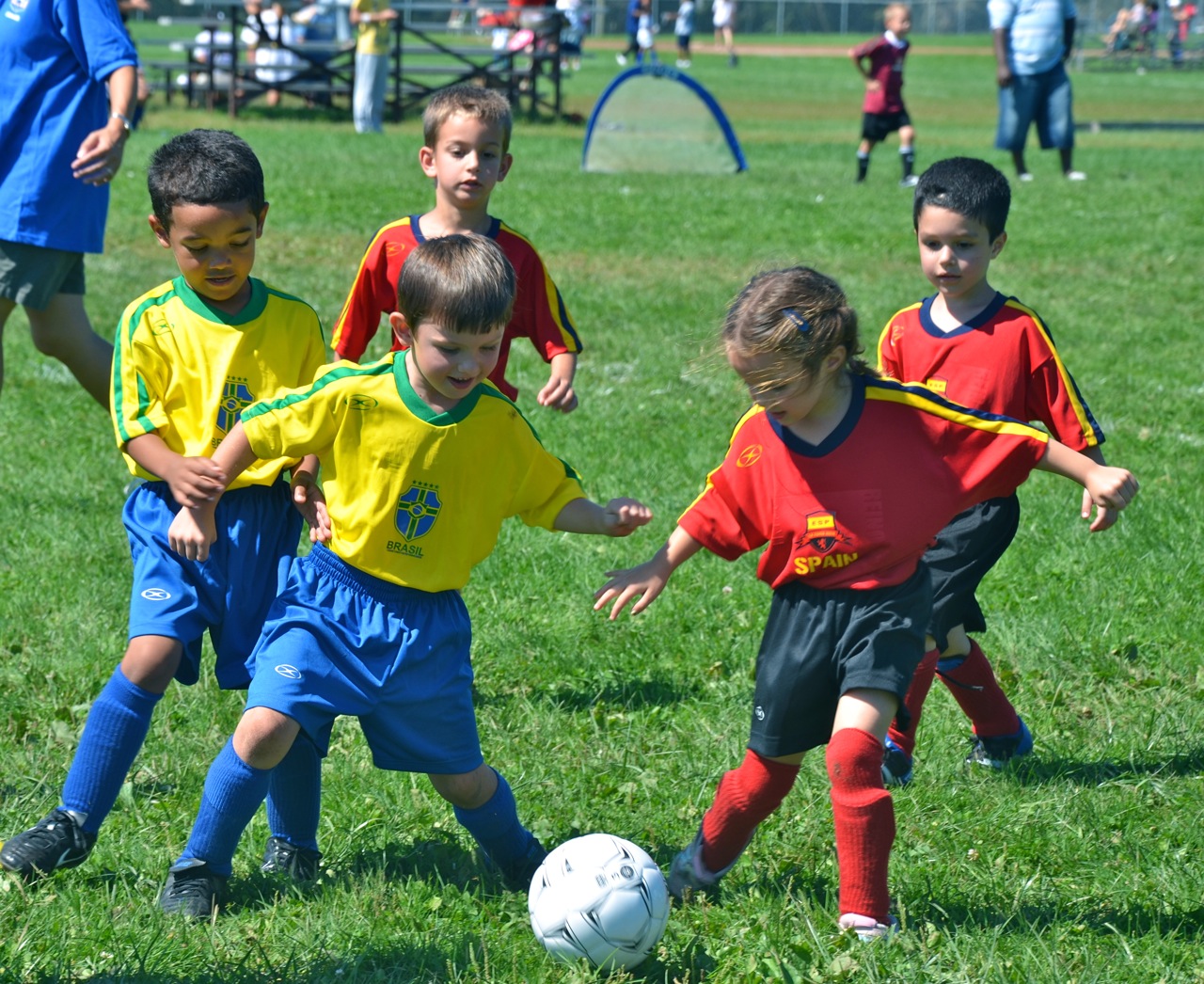 middletowneye Middletown Youth Soccer Kicks Off