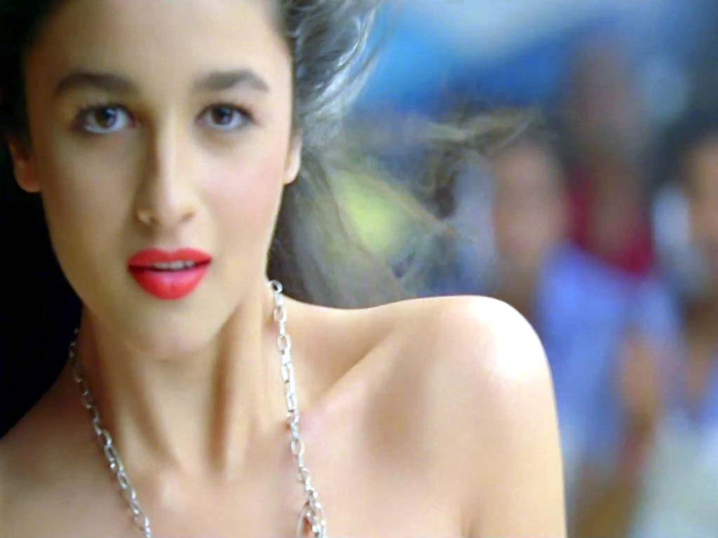 http://1.bp.blogspot.com/-1tQWI5n9my0/UUwt-zLVOFI/AAAAAAAABcg/kuuw4vgChIo/s1600/alia+bhatt+(1).jpg