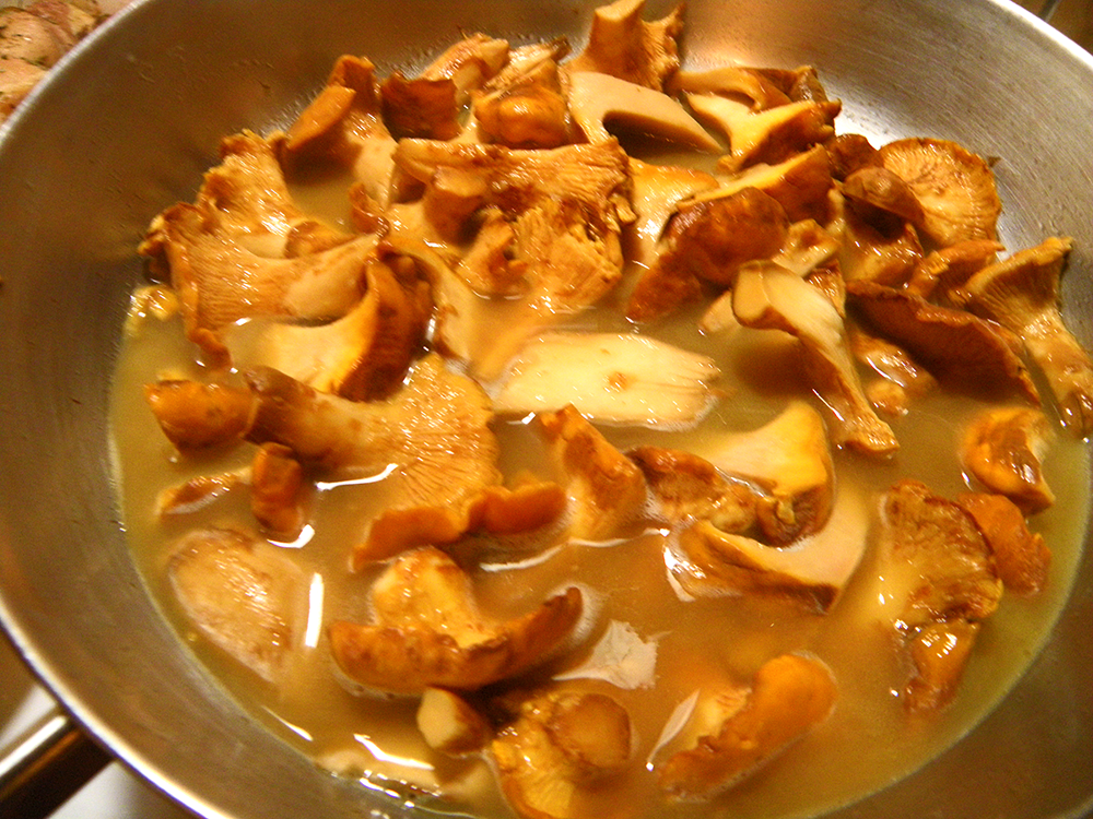 Seasonal Eating Sautéed Chanterelles