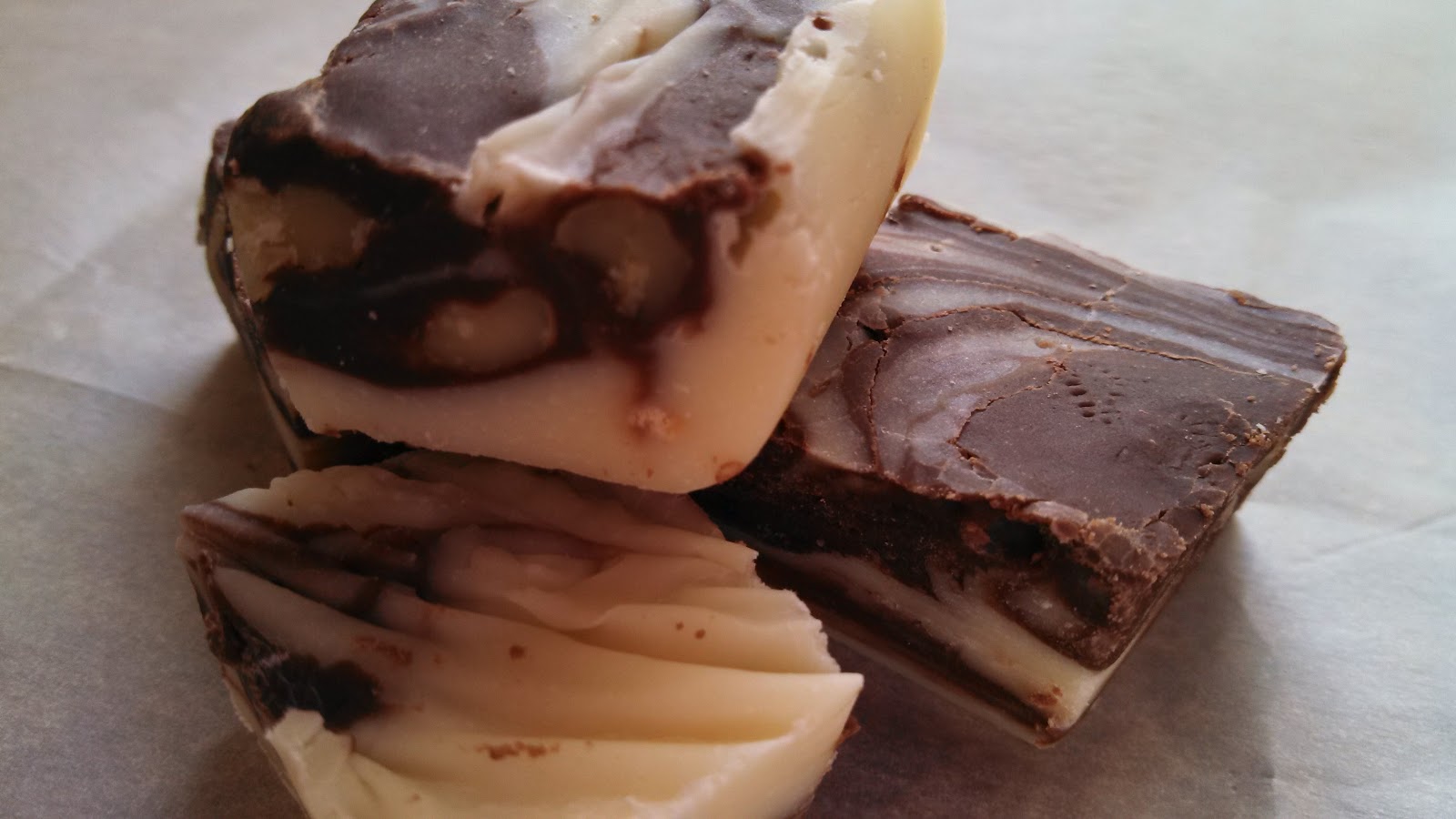 uniquecozytreasures DECADENT MARBLE FUDGE!