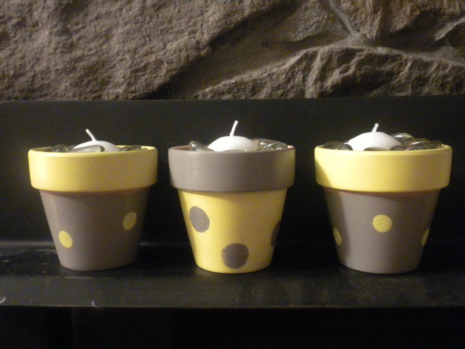 Yellow & Gray Candleholders Sostenedores de Velas