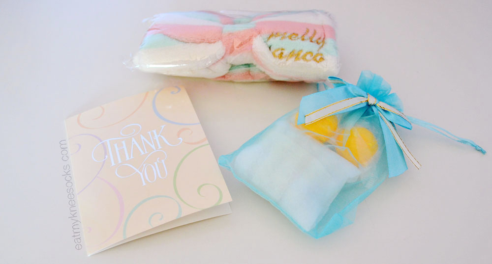 {Review} EOS Cat Eyes Brown Lenses + Bowknot Headband from Love Shoppingholics - Packaging 2 The packaging of the items from Love Shoppingholics was super adorable, and they came with a thank-you note too!