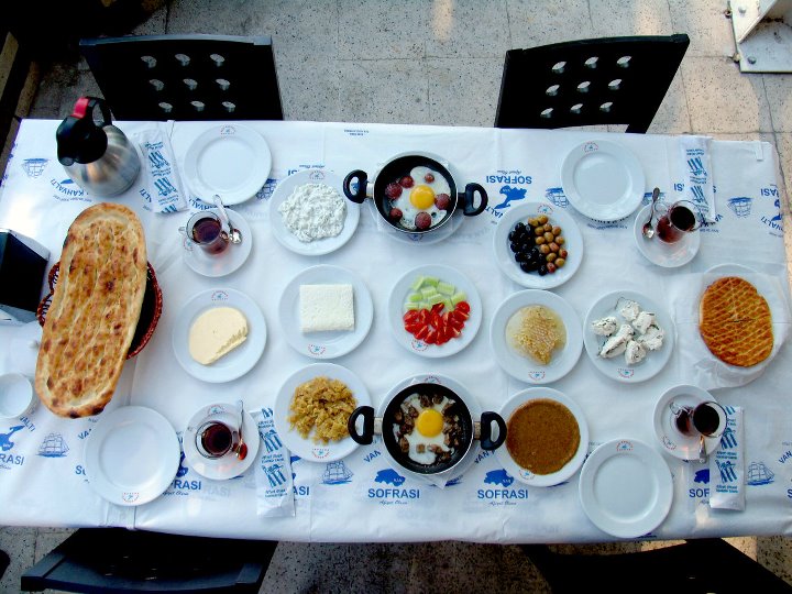 Fakir In Sofrasi Elhamdulillah Elhamdulillah