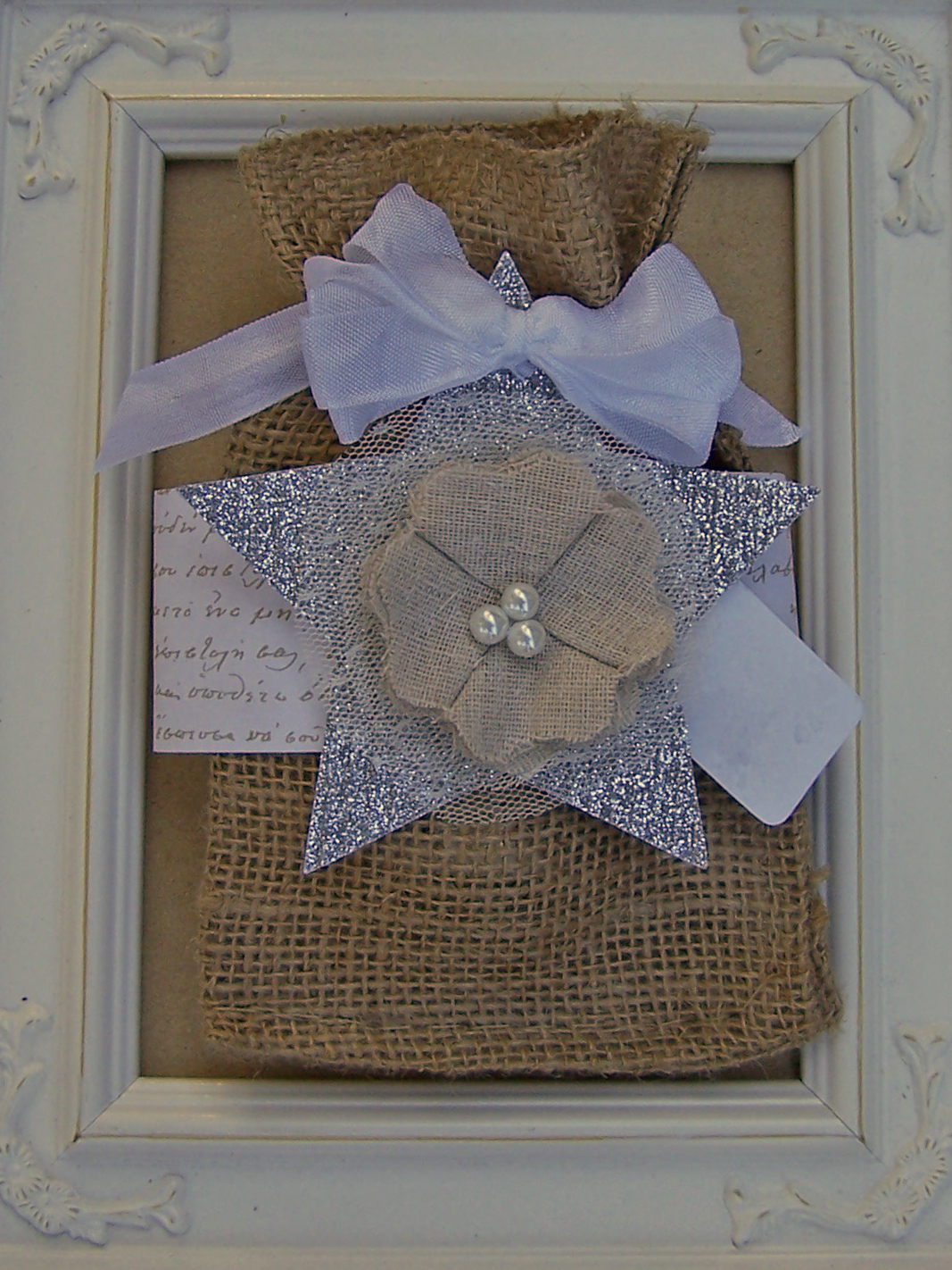 The Curtsey Boutique DIY Shabby Chic Burlap Gift Bags for Christmas