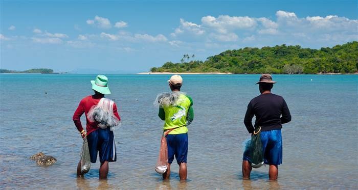 Koh Lanta, Thailand: Stumbled upon these fisherman patiently waiting. - This Guy’s Amazing Photo Album Will Fuel Your Wanderlust… By 0:24 I Wanted To Pack My Bags. Koh Lanta, Thailand: Stumbled upon these fisherman patiently waiting. - This Guy’s Amazing Photo Album Will Fuel Your Wanderlust… By 0:24 I Wanted To Pack My Bags.