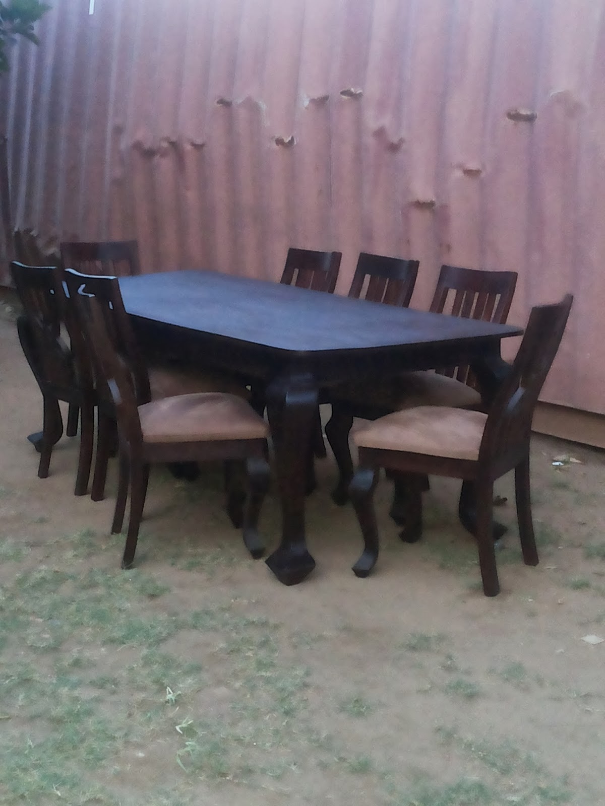FURNITURE ZA MBAO.....MNINGA.....ZINAPATIKANA HOMEZ DECO BY ORDER All