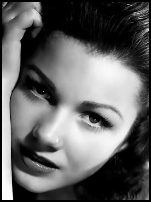 Anne Baxter