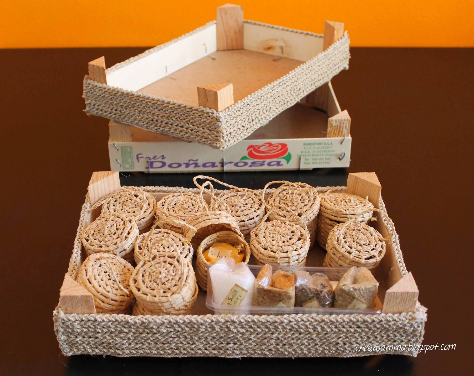 Diario di una creamamma: da cassettina delle fragole a contenitore ... Portaspezie shabby