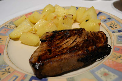 http://1.bp.blogspot.com/-22jeM7Fw4nE/Tbwt1BltfRI/AAAAAAAACBo/KEeEIBiLug8/s400/tuna+steak+29042011.jpg