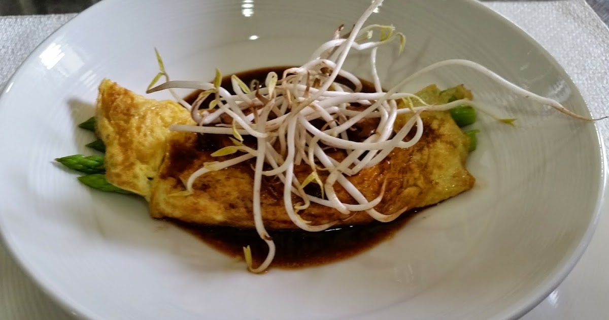 Country Gourmet Traveler Asparagus and Shiitake Omelette