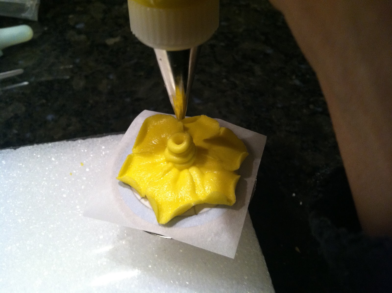 The Iced Queen Royal Icing Daffodils