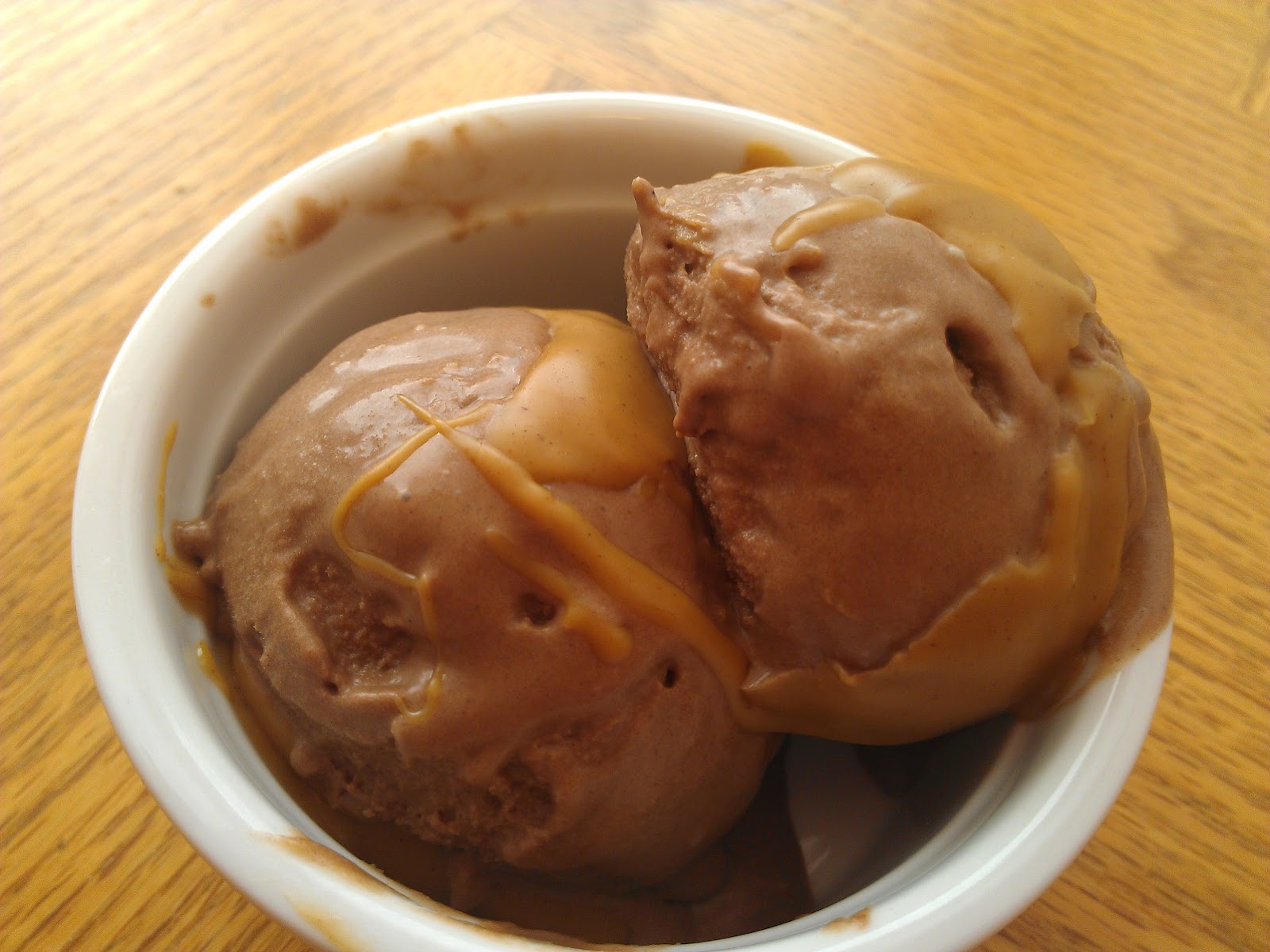 Live Free, Gluten Free Peanut Butter Chocolate Ice Cream