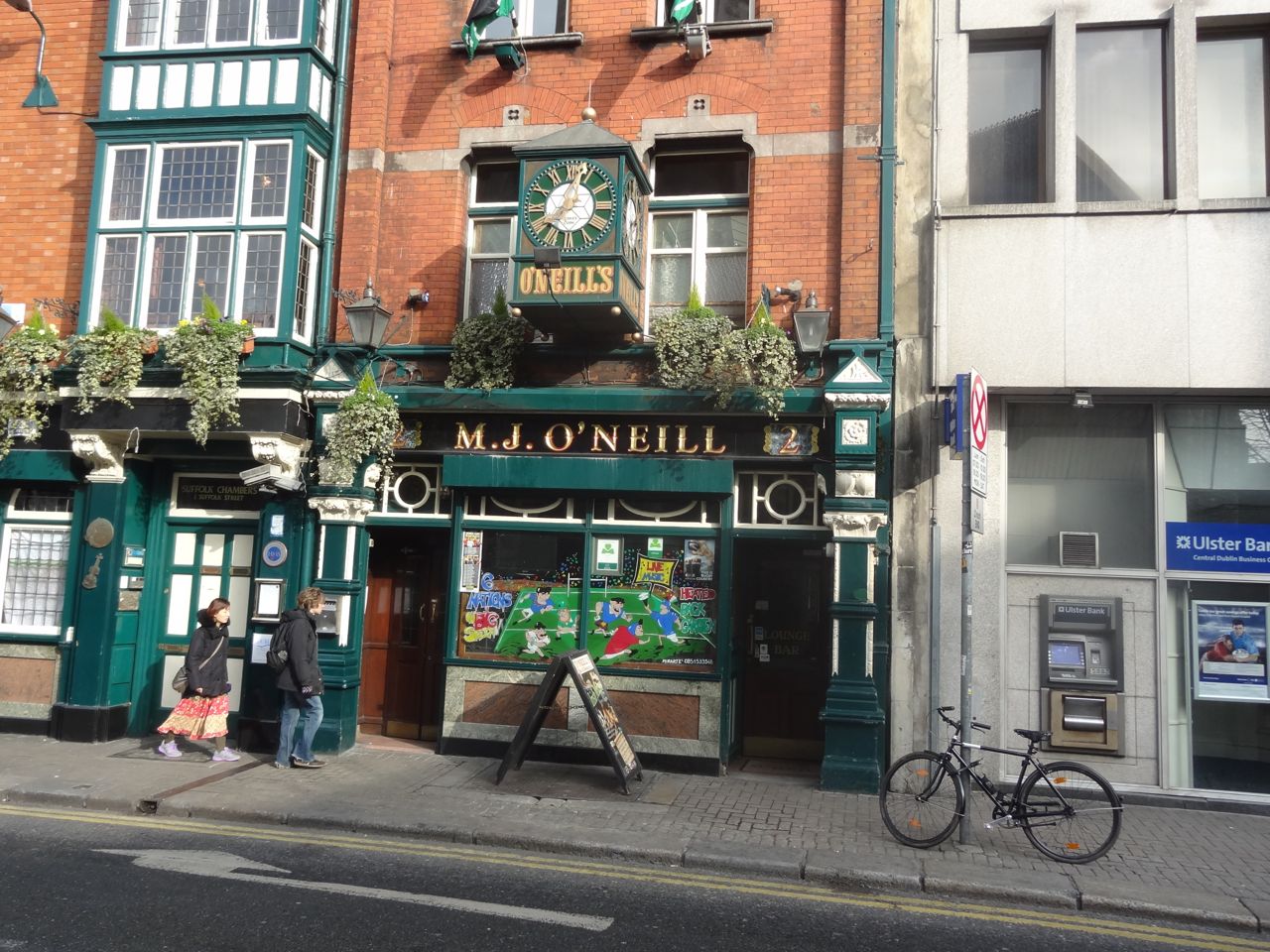 Have Beer Will Travel Walking Around Dublin, Drinking Beer (Day 2)