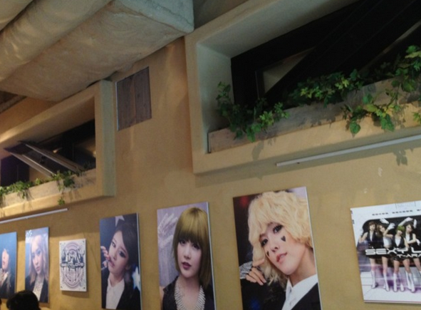 صور تيأرا في مقهى Manduka الياباني T-ara+cafe+manduka+sexy+love+pictures+(7)