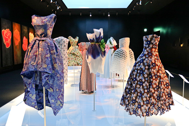 Christian de Portzamparc y Peter Marino crean el boutique ropa-inspirado  para Dior - Seoul, South Korea