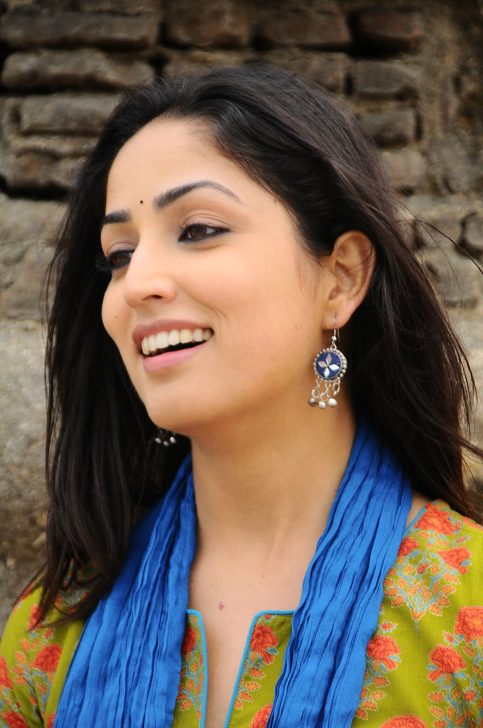 bollywood heroine yami actress yami gautam cute pictures all heroines photos bollywood heroine yami actress yami gautam cute pictures all heroines photos