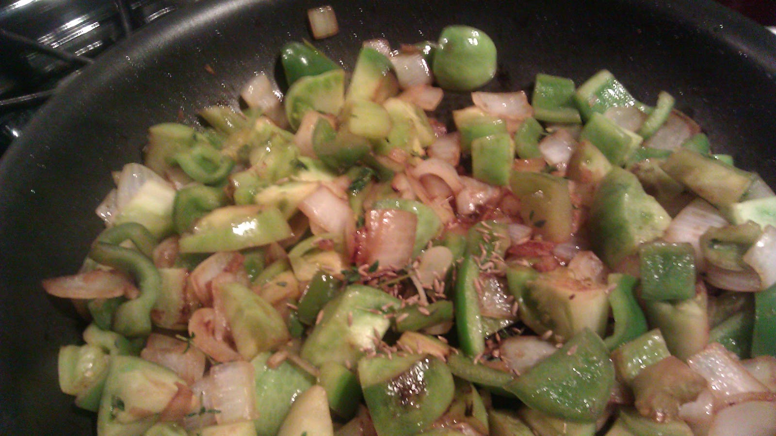 Kūlia cooks! A hearty stew with green tomatoes