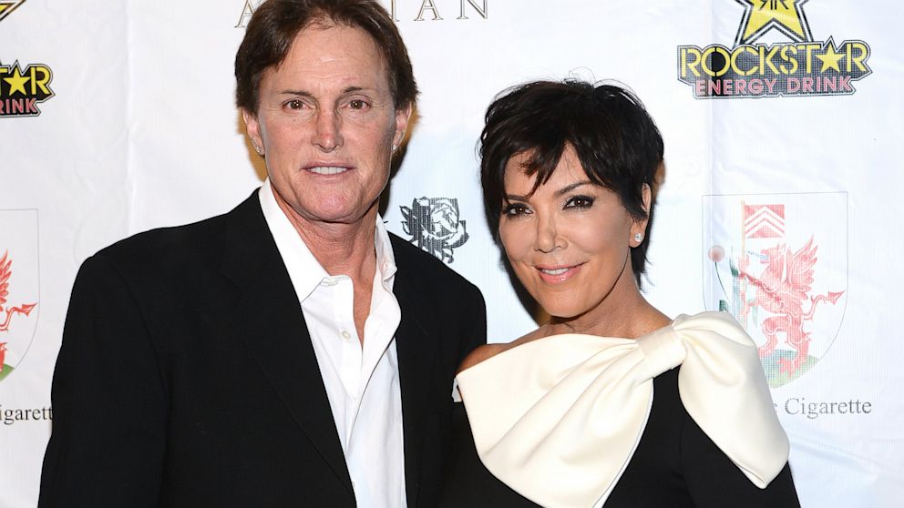 Photos Kris Jenner visits Caitlyn Jenner for the first time since his