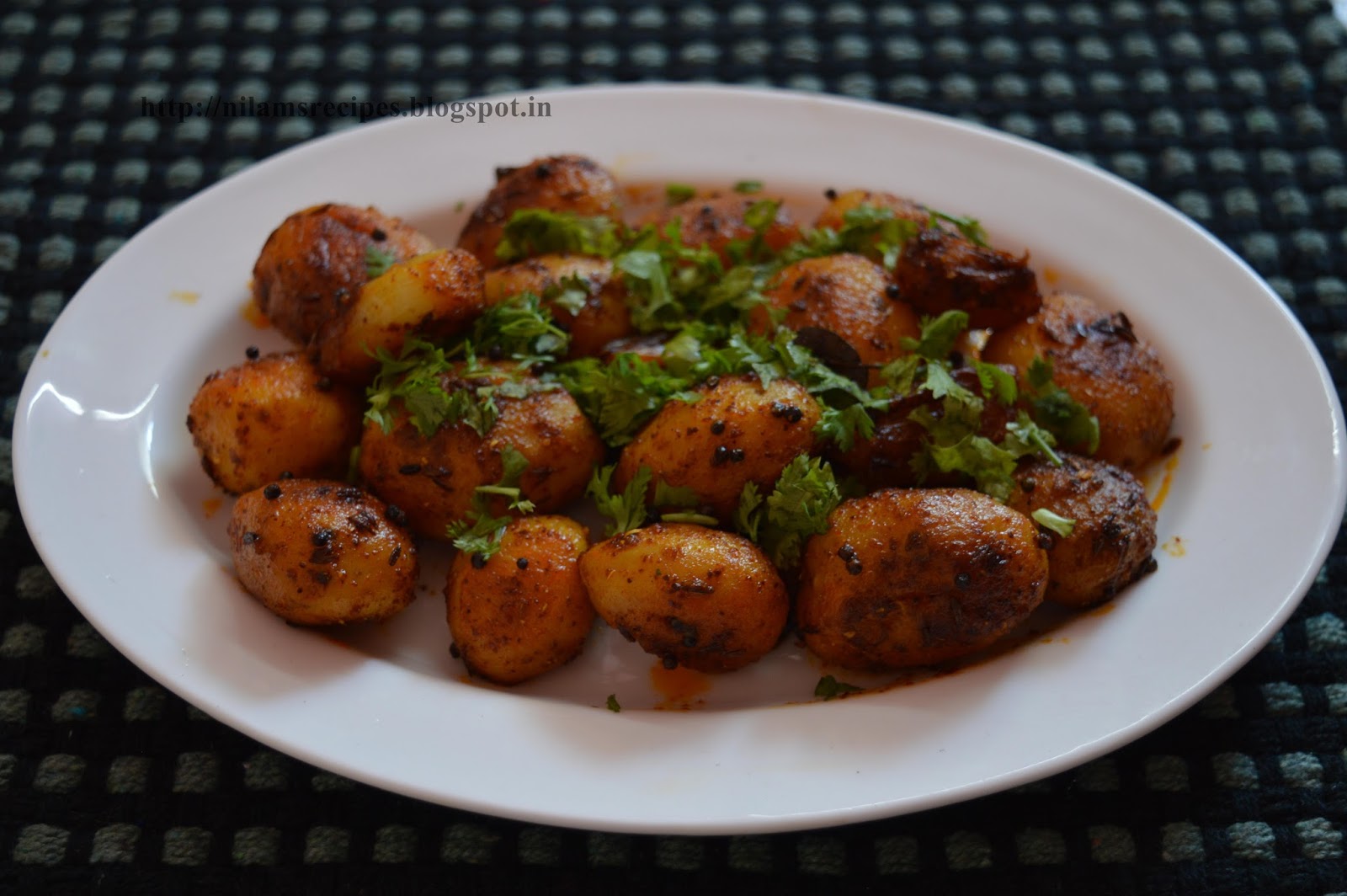 Batata bhaji Recipe in Marathi | How to make simple onion Potato bhaji