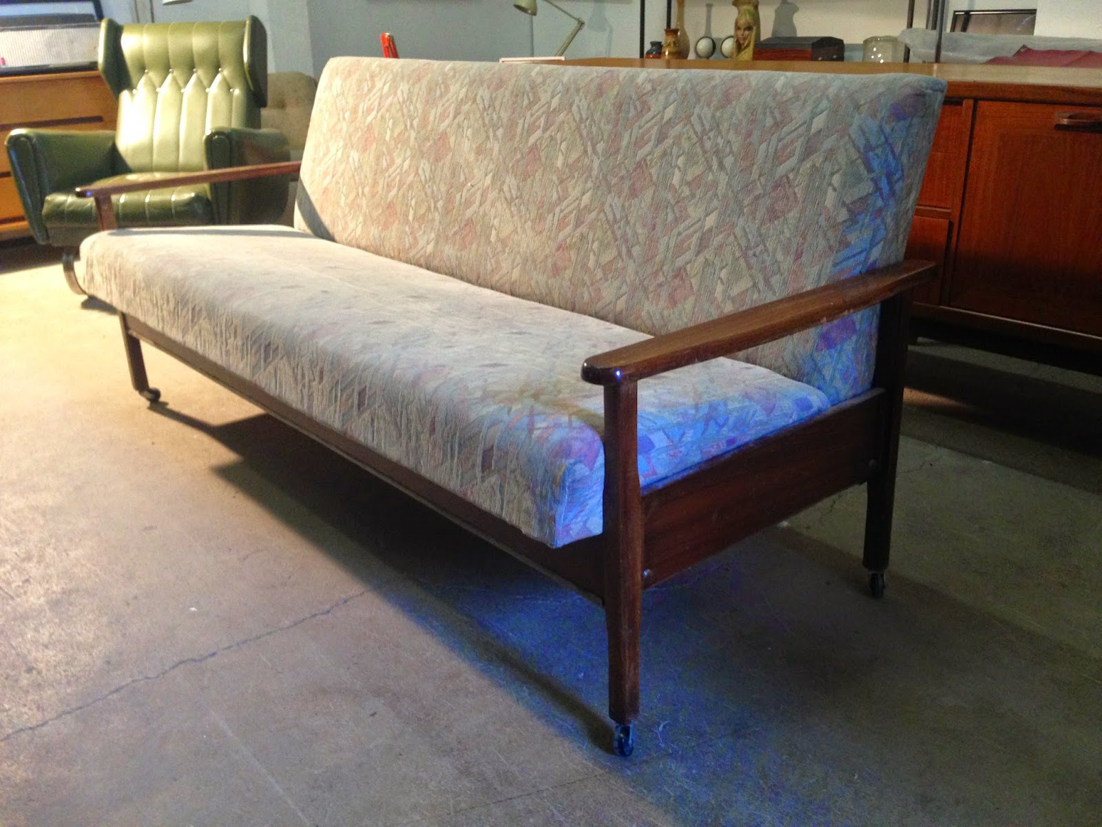 replace 1970s airstream sofa bed