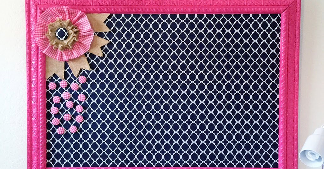 Mrs. Gilchrist's Class Made It Monday Fabric Covered and Framed Memo