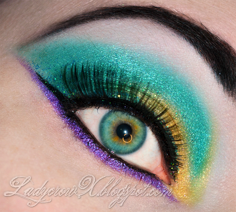 The Crow and the Powderpuff A Creative Makeup & Beauty Blog Makeup