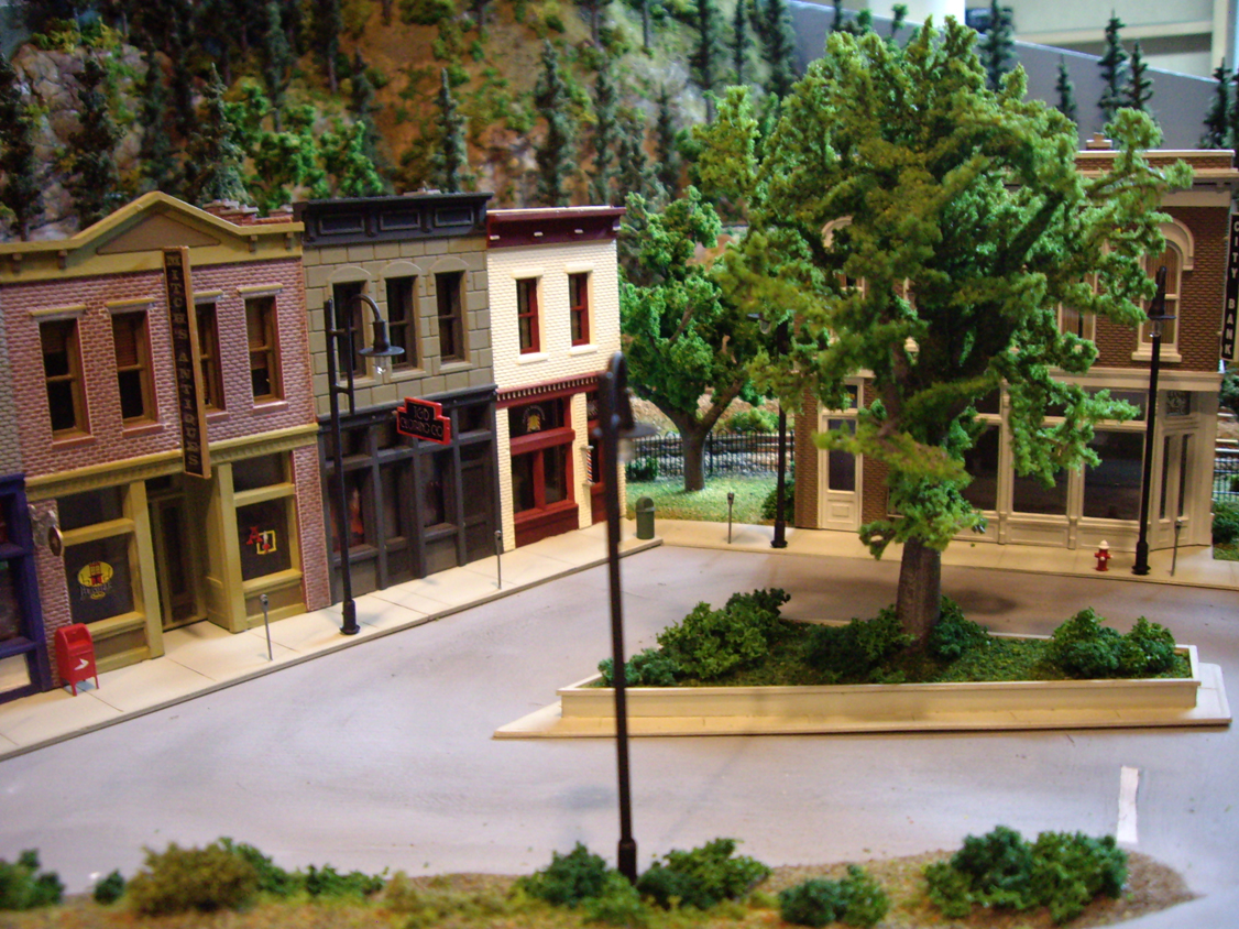 TY'S MODEL RAILROAD Layout Scenery Part III Downtown