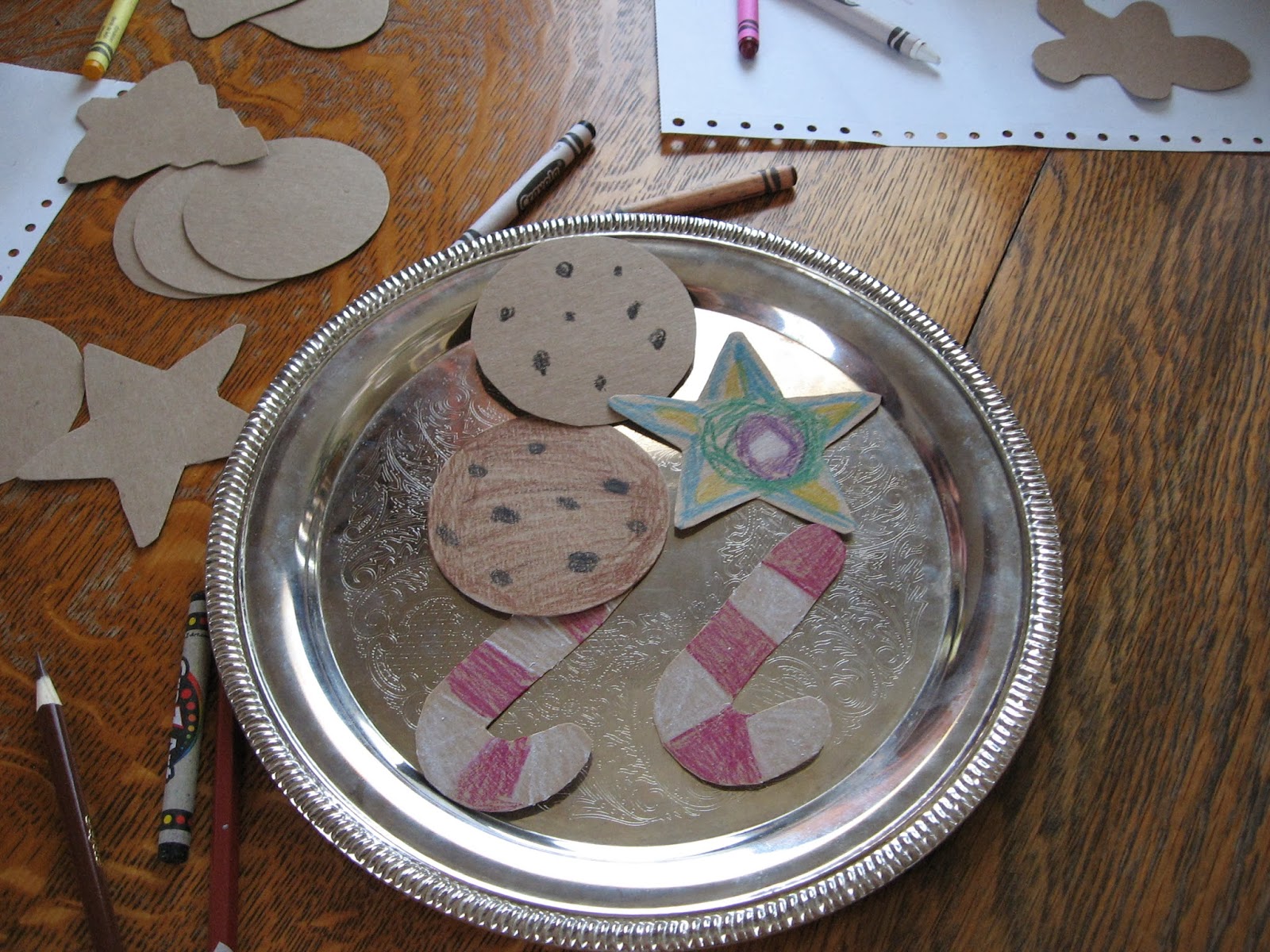 Almost Unschoolers: Super Simple Christmas Craft - Cardboard Christmas