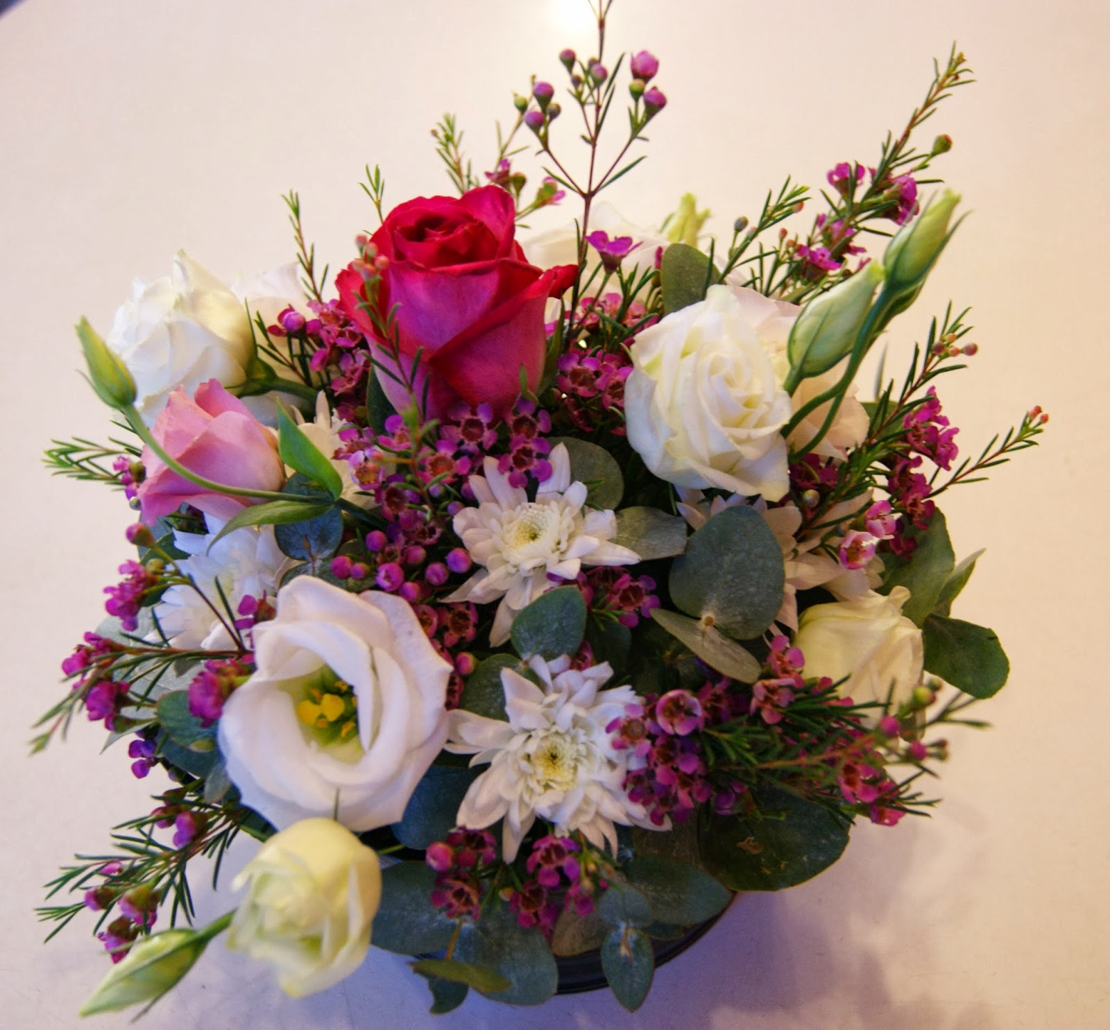 Un Blog De Fille Diy Rose Sous Cloche La Belle Et La Bete