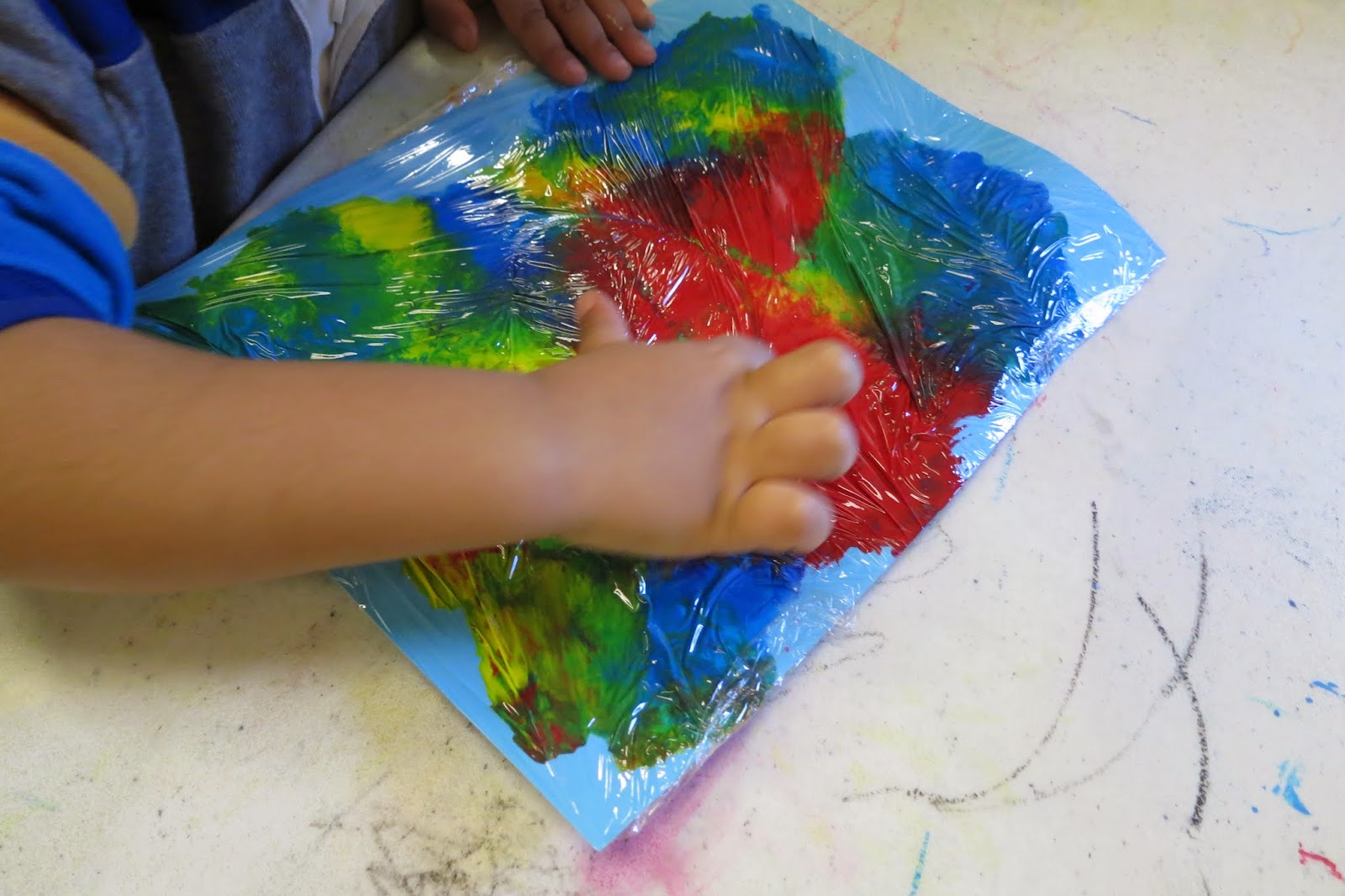 Toddler Art Class Cling Wrap Painting library makers