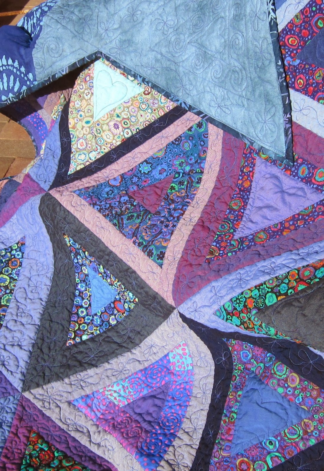Quilt Paradigm TA DA! Triangle Log Cabin )