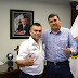 Rogelio Villaseñor Sánchez, invitado de honor a dar el banderazo de inicio de las peleas en jaulas