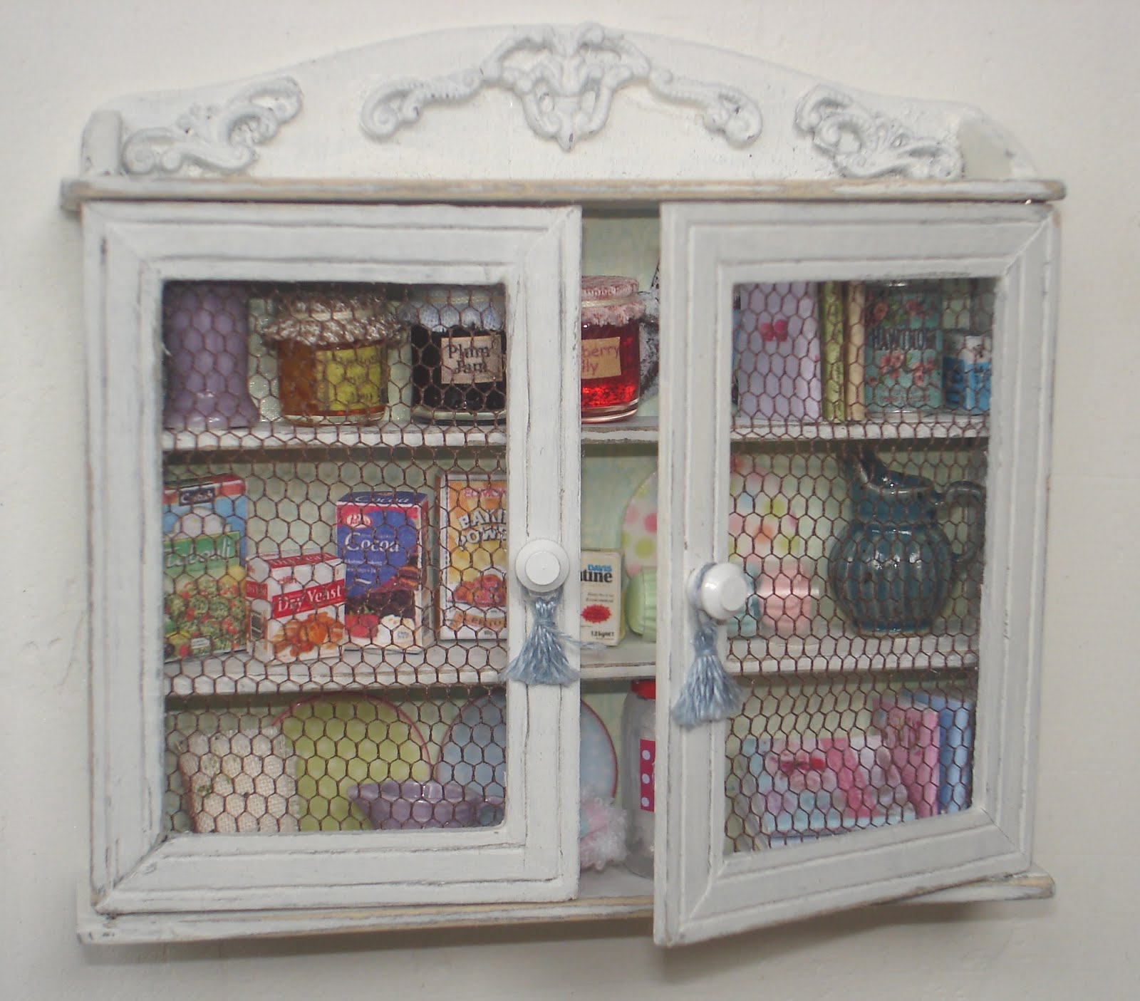 dear september whats in your cupboard?