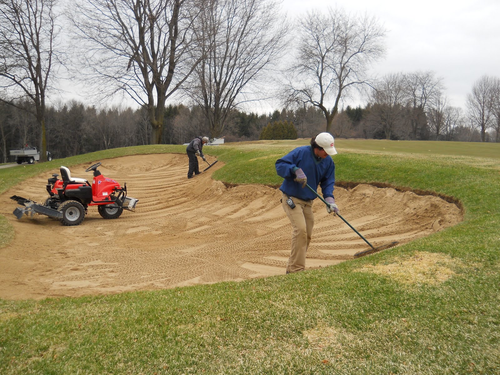 Oconomowoc Golf Club Bunkers and Sand Detail
