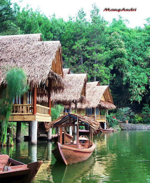 Kampung Sampireun -  Indonesia 