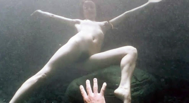 Kelly Preston & Diversified Bare Scientologists 434 Juliette+Lewis+(2)