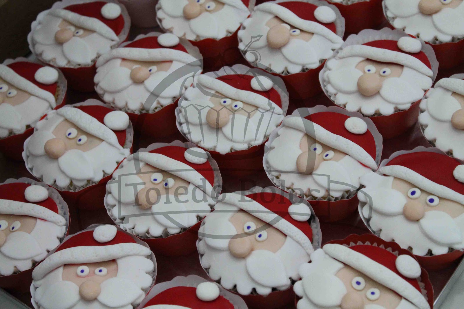 Toledo Bolos - Bolos decorados, Cupcakes e Doces personalizados para sua  festa no Rio de Janeiro: Bolo do motoqueiro