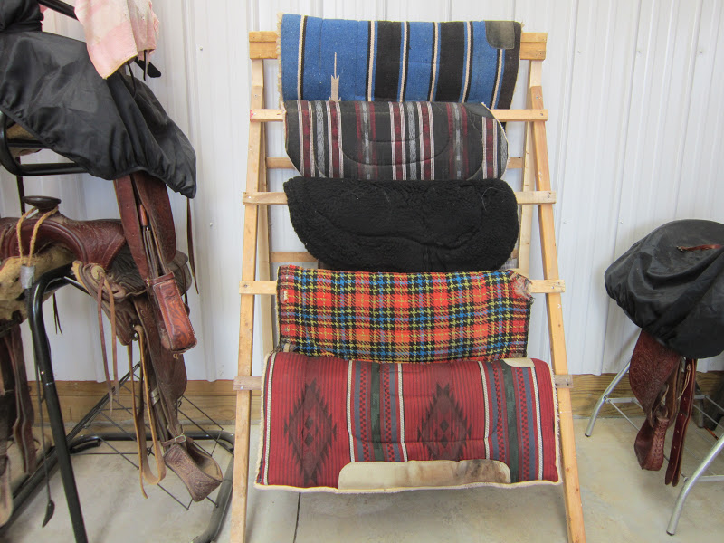 4R Ranch Saddle Pad Rack
