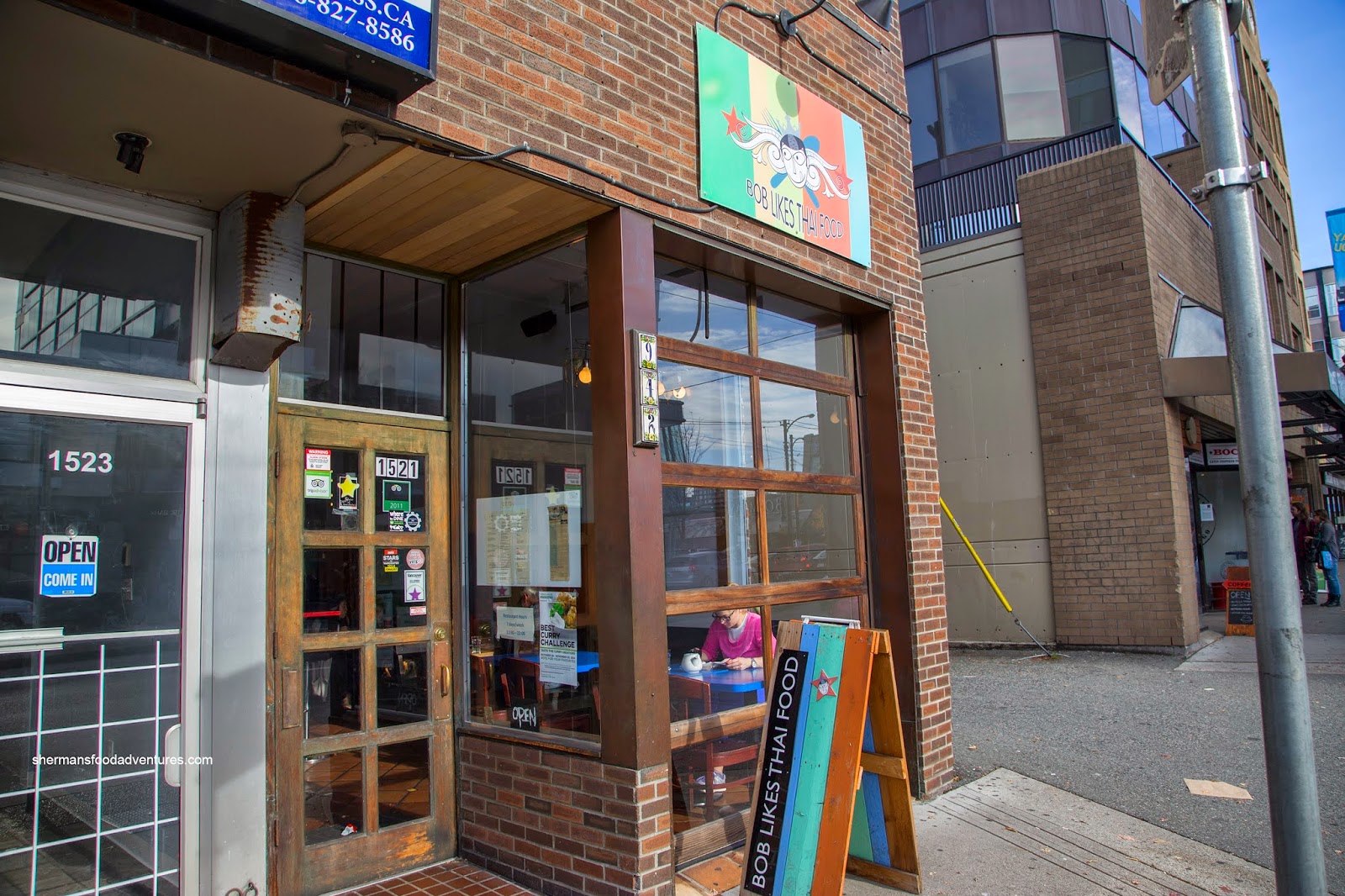 Sherman's Food Adventures Bob Likes Thai Food (Broadway)