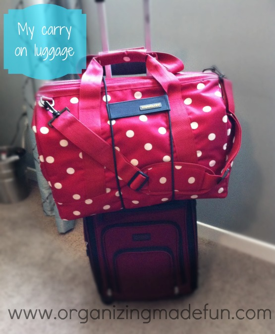 How to travel and keep organized when flying across the country