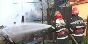 Detaşamentul Pompieri Calafat a intervenit pentru stingerea unui incendiu, în comuna Desa