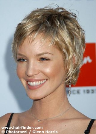 Short Layered Hair Cut