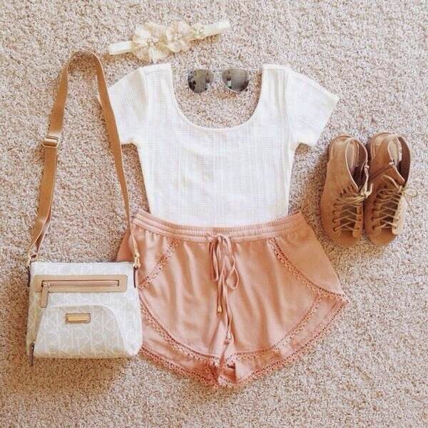 How to Chic CUTE PINK SHORTS OUTFIT SET