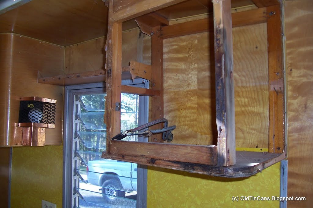 Vintage Travel Trailers Kitchen Repair Vintage Travel Trailer