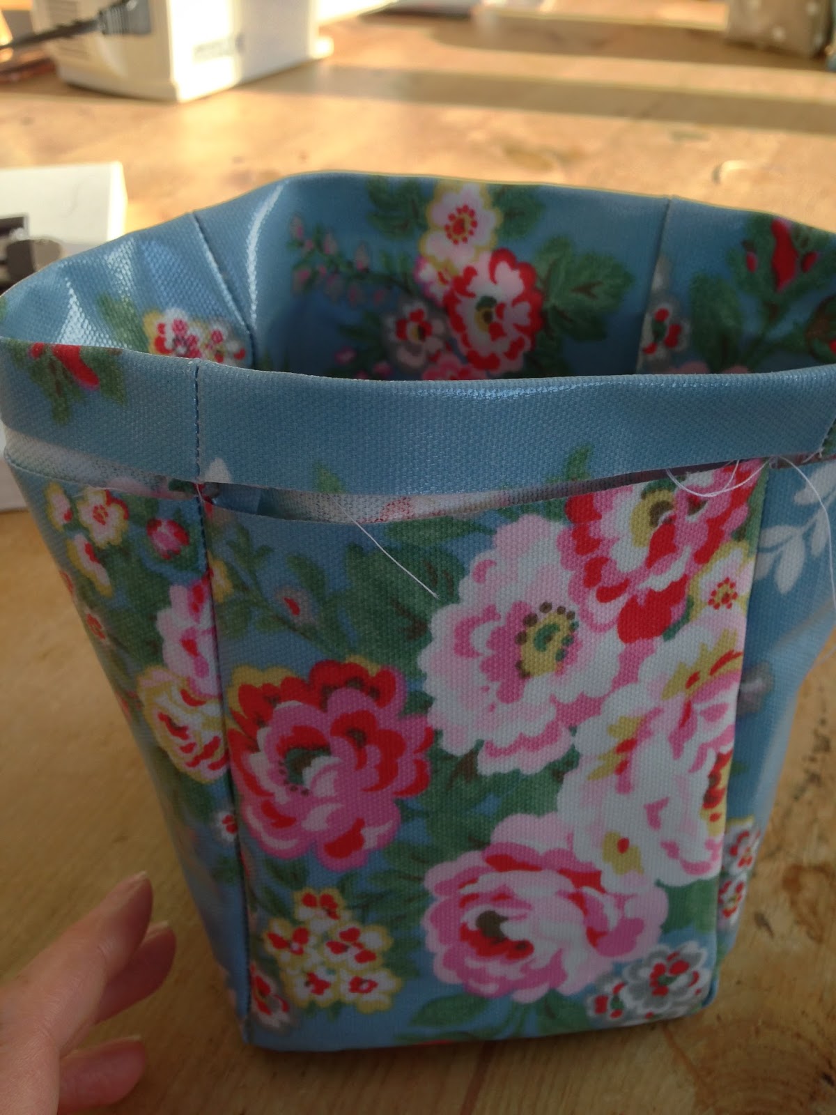CRAFTY RED Oil Cloth box tutorial