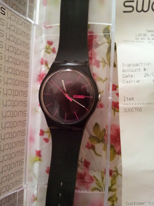 Sporty Swatch Watch with date function