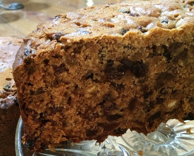 boiled pineapple fruit cake