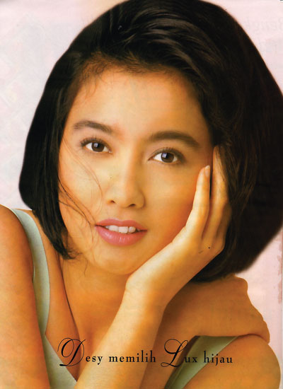 Desy Ratnasari - Artis Hot - foto hot artis