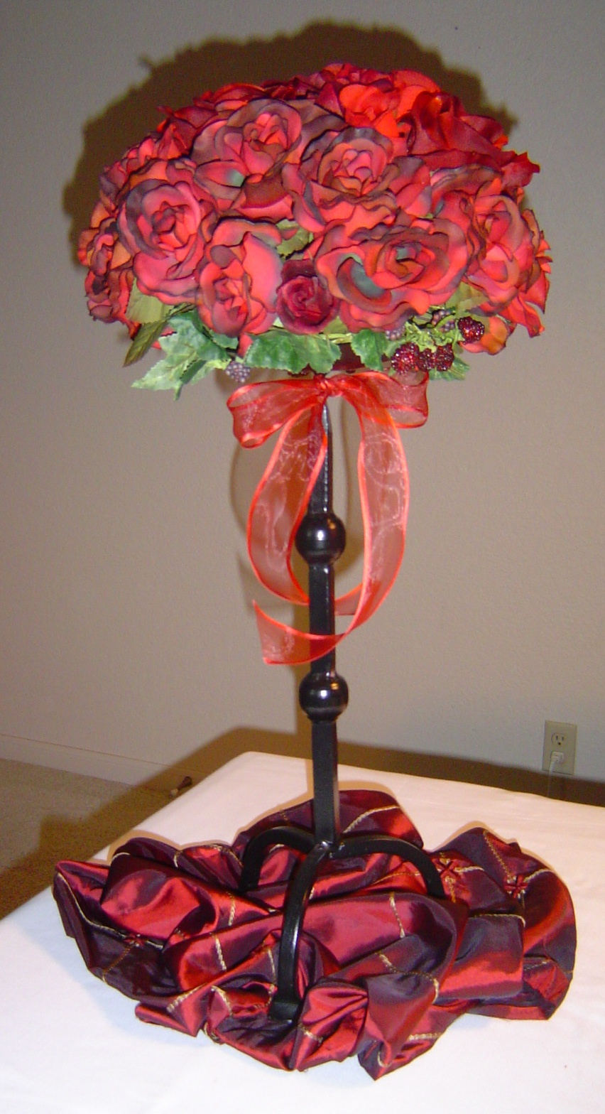 Intimate Wedding Showcase: Custom Silk Floral Arrangements