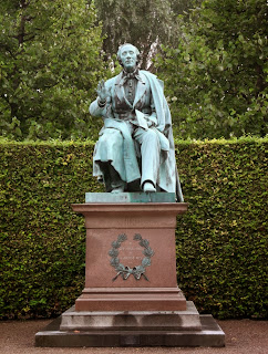 Памятник Андерсену Памятник Андерсену